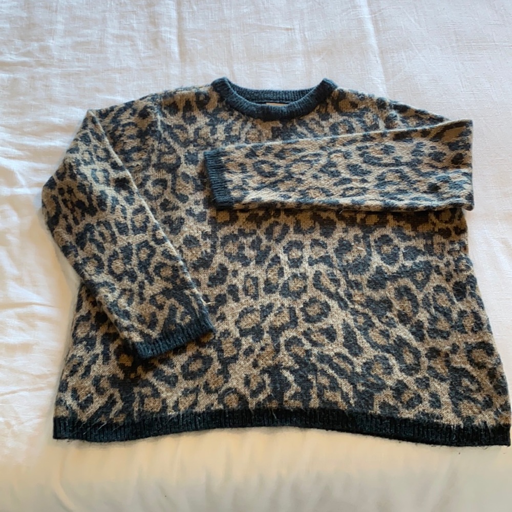 St John’s Bay Cheetah/Leopard Print Sweater